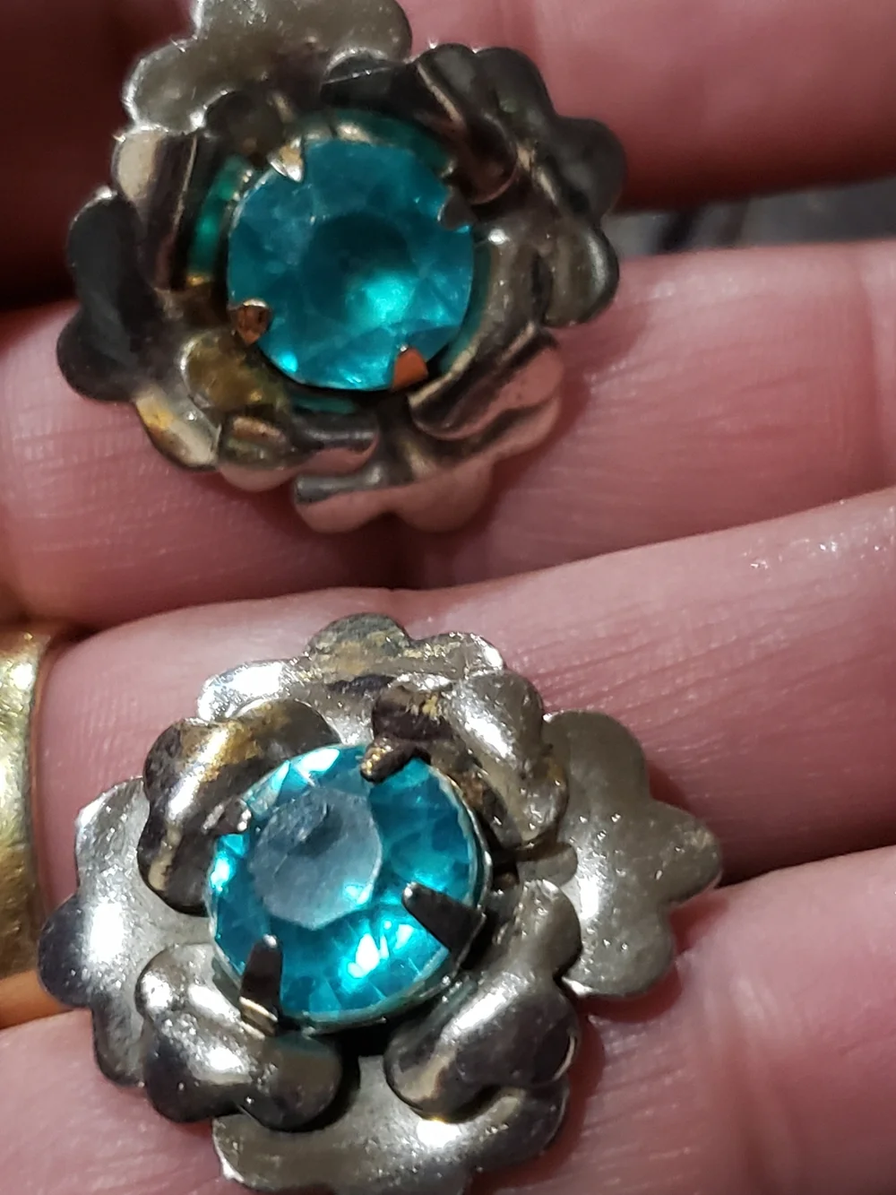 Vintage Floral Screwback Earrings